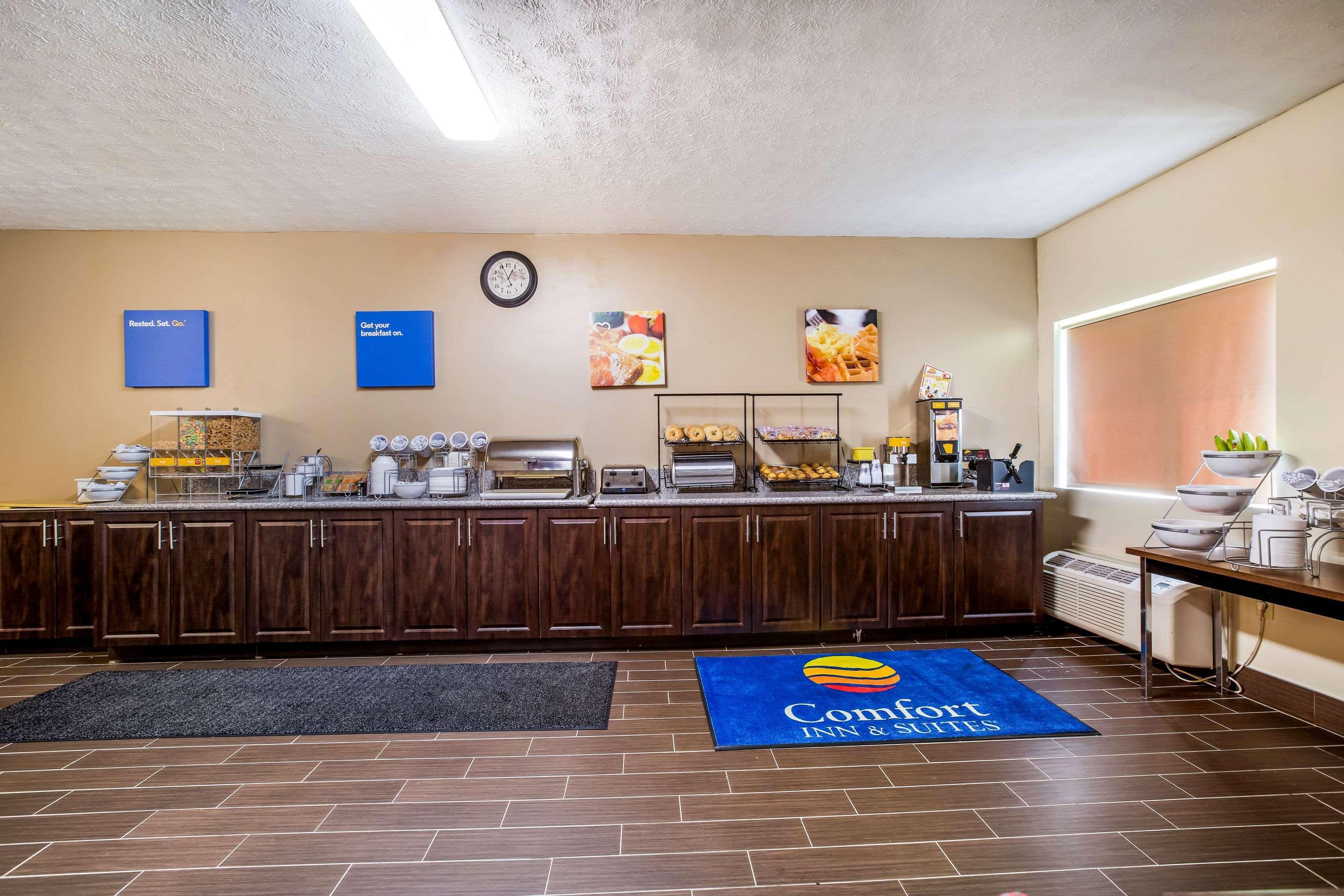 Comfort Inn & Suites Fairborn Near Wright Patterson Afb Exteriér fotografie