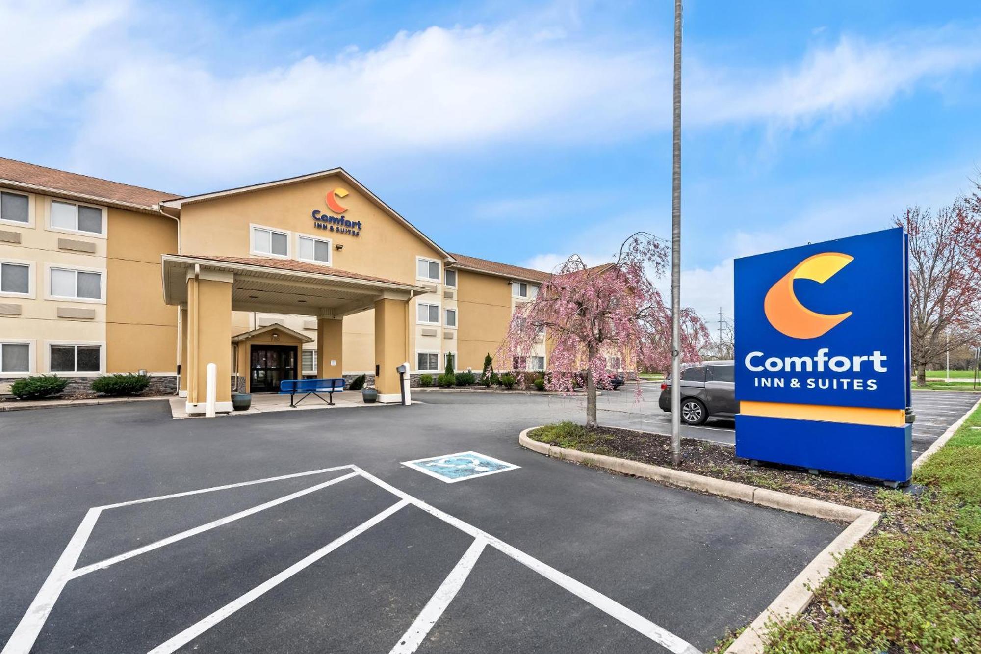 Comfort Inn & Suites Fairborn Near Wright Patterson Afb Exteriér fotografie