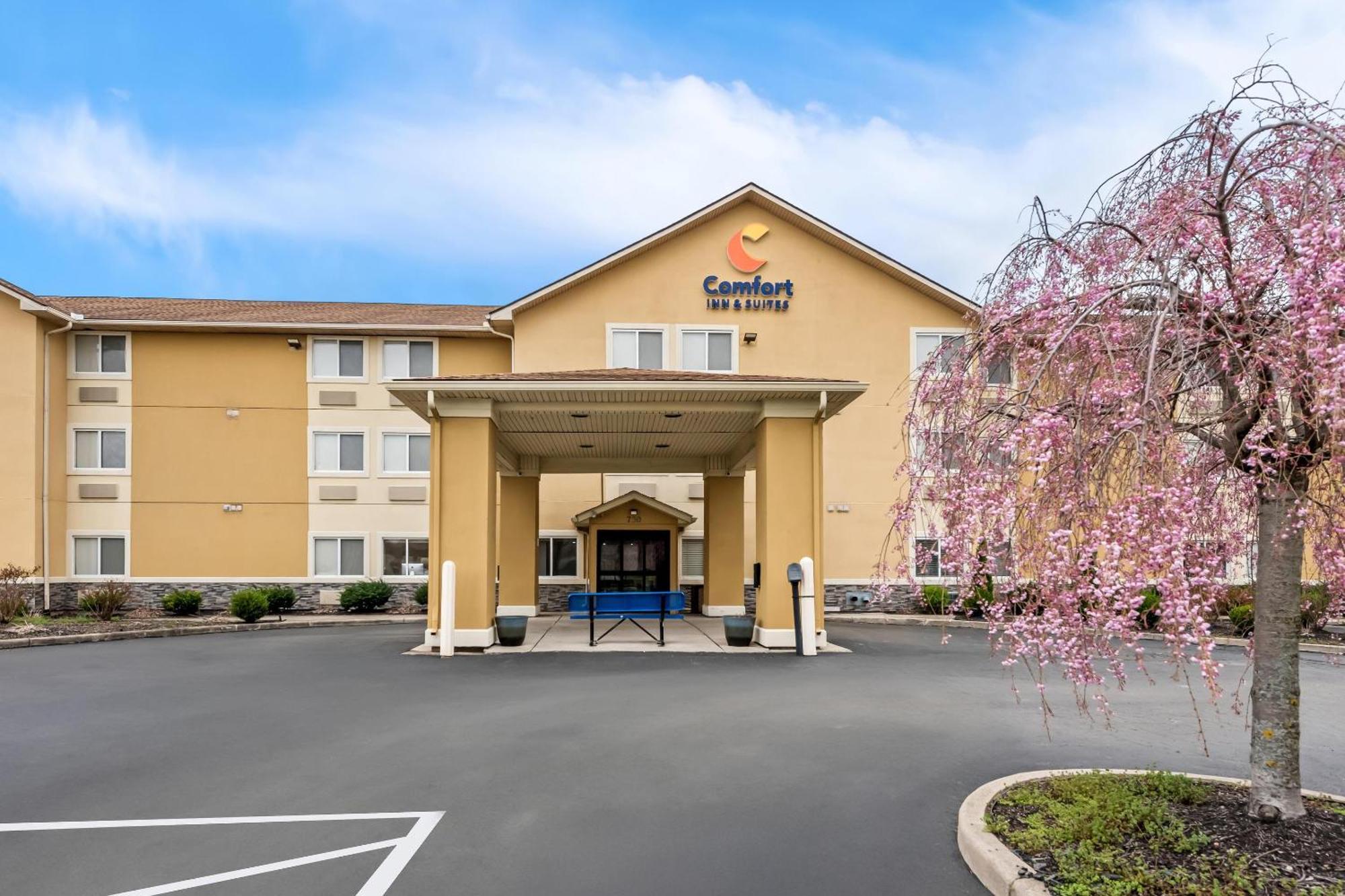 Comfort Inn & Suites Fairborn Near Wright Patterson Afb Exteriér fotografie